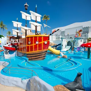 4* Resort Crown Paradise Club