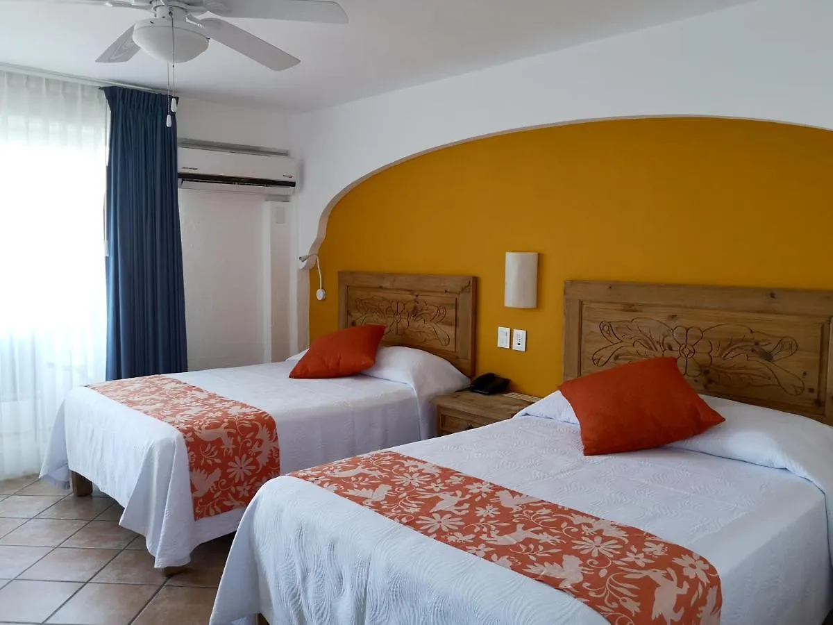 Hotel El Pescador Puerto Vallarta 3*,