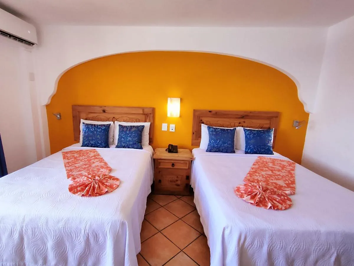 Hotel El Pescador Puerto Vallarta 3*,